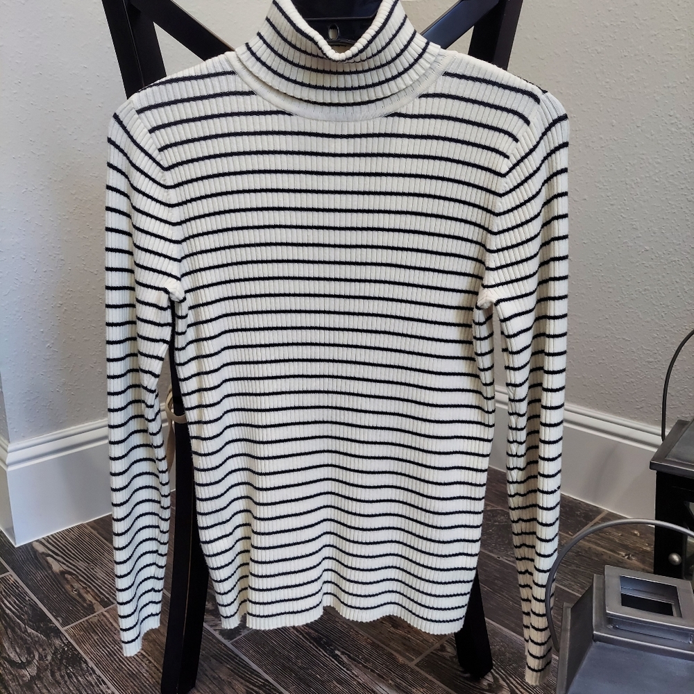 a.n.a Sweater